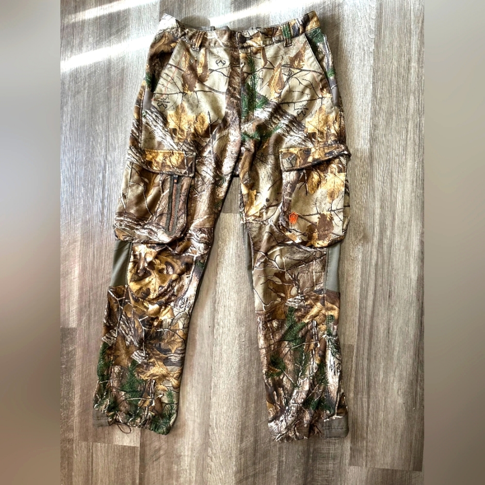 Game Winner Size Med Camouflage Cargo Pants